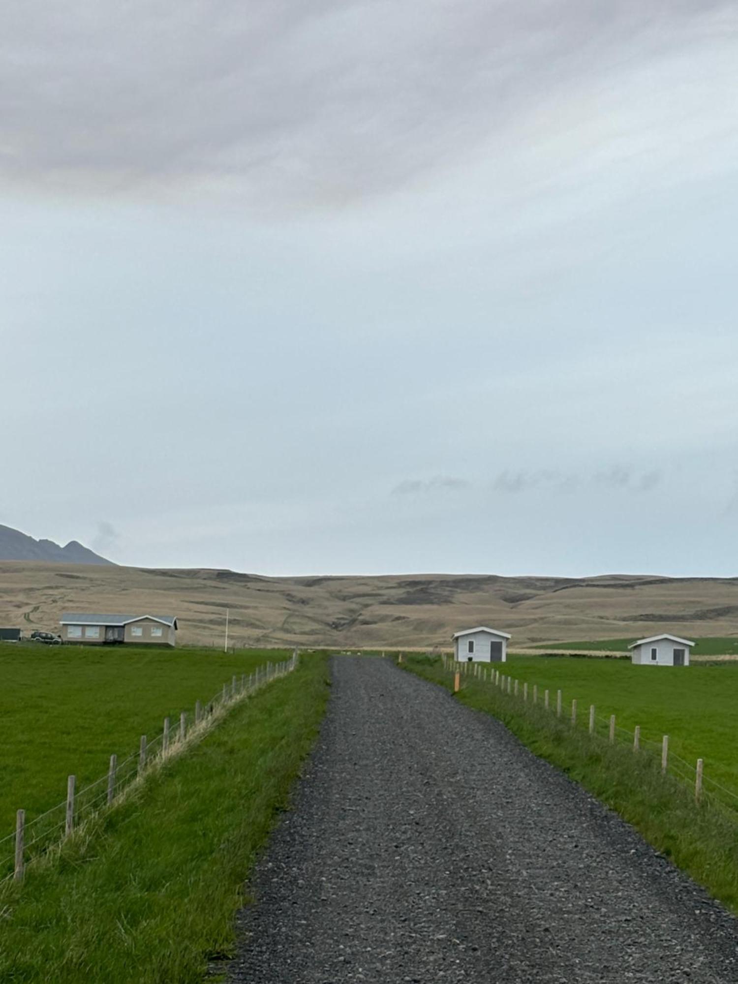 Country With Great View To The Glacier, Eyjafjallajoekull And Westman Islands Apartment *
